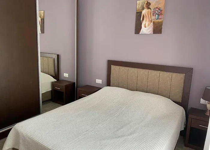 The Grey Rose * Limenas (Thasos)